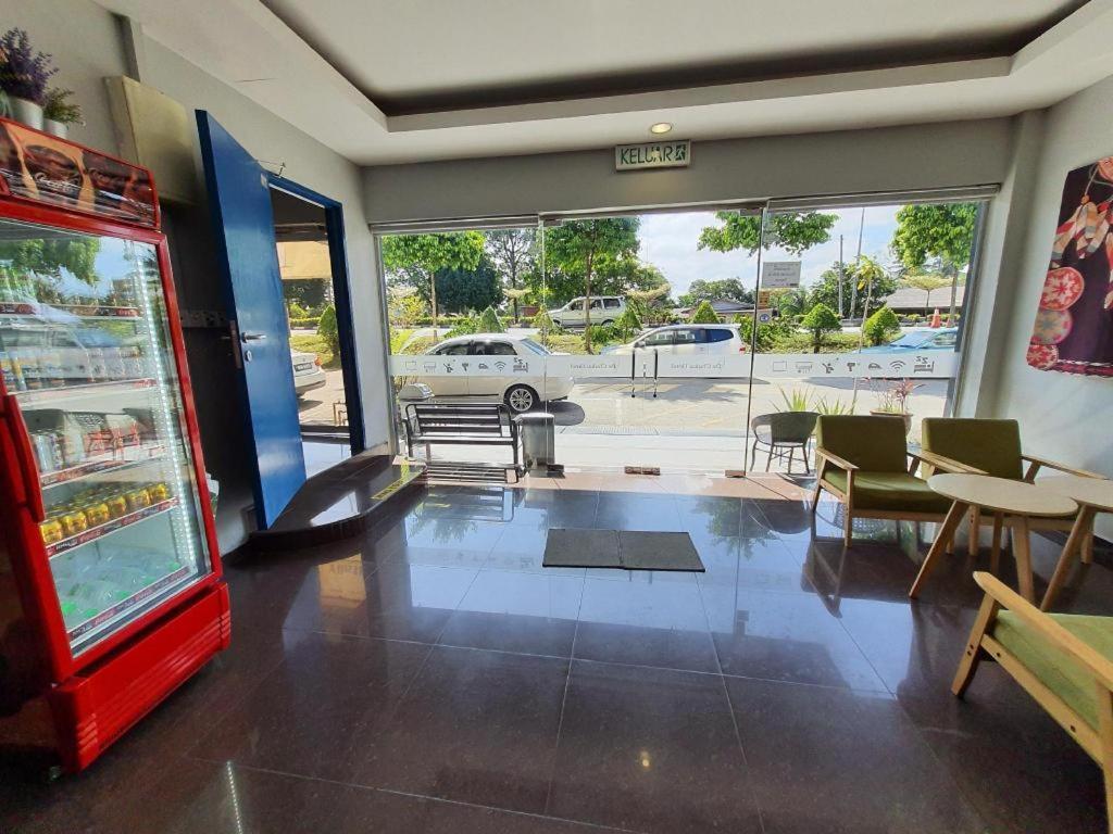 De' Chukai Hotel Bagian luar foto