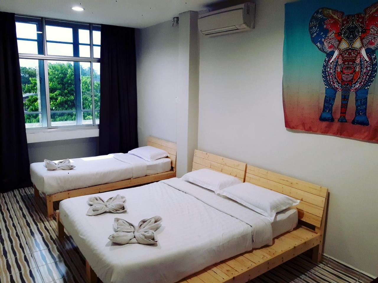 De' Chukai Hotel Bagian luar foto